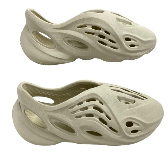 Foam Runners Lookalike in Sand - Picture 2 of 8